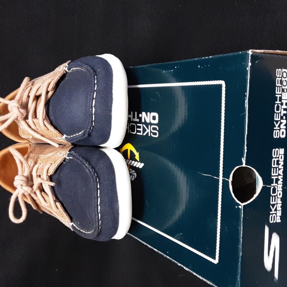 Skechers Navy and Tan Casual Shoes - Picture 3 of 8